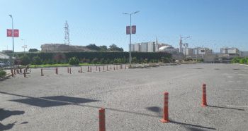 FAKÜLTE OTOPARKI KAPATILDI, VATANDAŞ ZOR DURUMDA KALDI