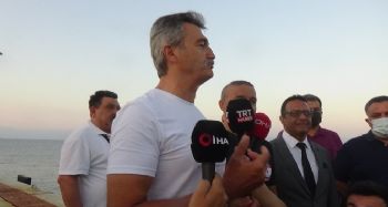 Türk Bayrağı kulaçlarla Kıbrıs'a taşınacak