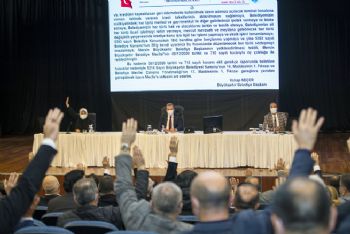 SEÇER’DEN BORÇLANMA YORUMU:“Borçlanma Verseniz De Vermeseniz De Vatandaşlarımıza Verdiğimiz Hizmet Sözünü Yerine Getireceğim”
