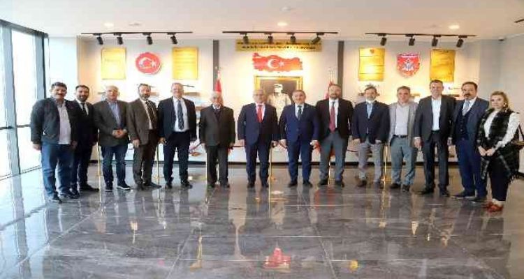 Tekli: "Türkiye'nin savunma, havacılık ve uzay sanayi yatırımları Anadolu'ya yayılmalıdır"