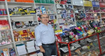 KIVILCIM: "KIRTASİYE ESNAFI FIRSATÇILIK YAPMIYOR"