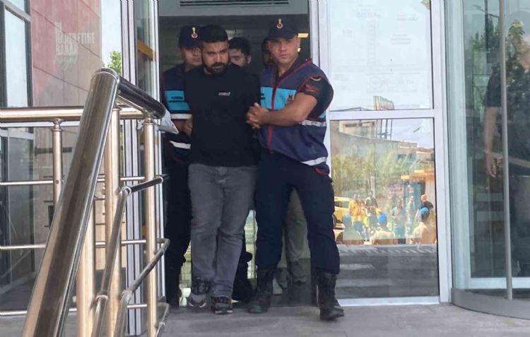 Çarptığı genci öldüren sürücü 50 gün saklandı, güneş panellerinin altında yakalandı