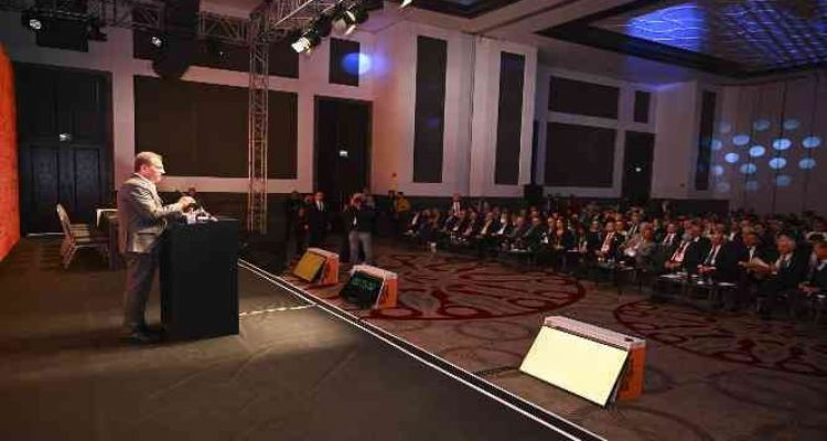 Seçer: Mersin, markalaşma konusunda süratle atılım yapan bir kent