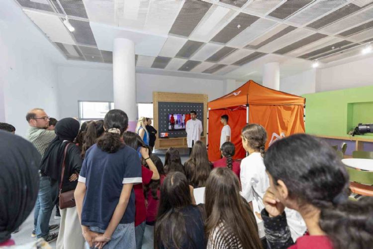 Mersin’de öğrencilere sanal gerçeklikte afet eğitimi