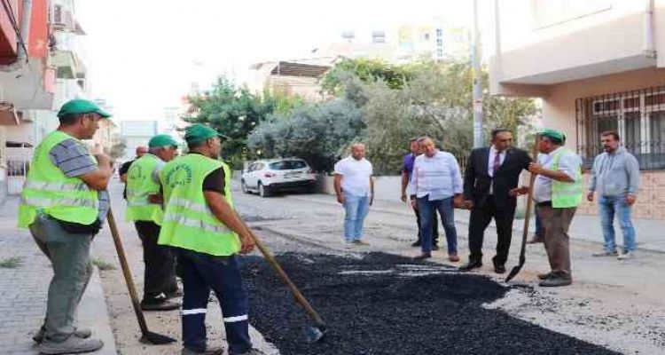 Toroslar'da hasar gören sokaklar yenileniyor
