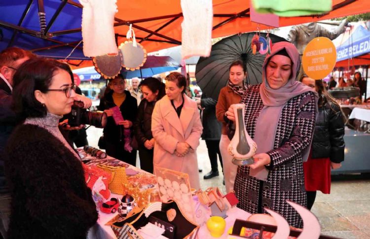 Akdeniz Belediyesinin ‘Kadın Emeği Yılbaşı Pazarı’na ziyaretçi akını