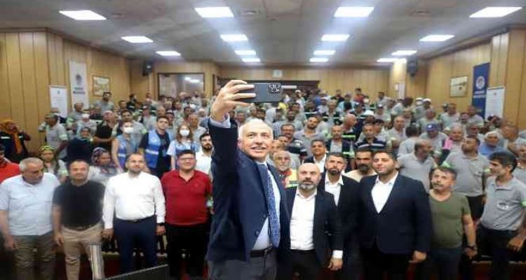 Akdeniz Belediyesinde toplu sözleşmesi sevinci