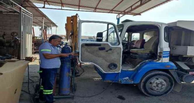 Akdeniz'de üst yapı çalışmaları sürüyor