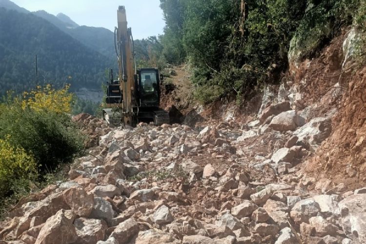 Toroslarda yollar yenileniyor