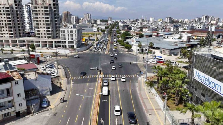 Mersin’in ulaşımında konfor ve güvenliği artırmak amacıyla kavşaklar yenileniyor