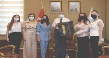 TÜGİAD Yönetimi Vali Su ile bir araya geldi