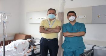 Türkiye'de 35'inci, bölgede ilk vakayı Mersin'de başarıyla gerçekleştirdiler