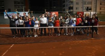 Cumhuriyet Kupası Tenis Turnuvası sona erdi