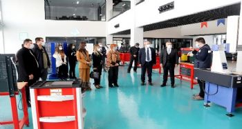 Mersin'deki ‘Model Fabrika’ sanayicilerin ilgisini çekiyor