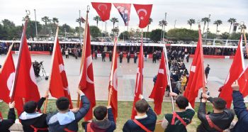 MERSİN, KURTULUŞ GÜNÜNÜ KUTLADI