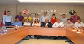 AK PARTİ MERSİN İL YÖNETİMİ, KENT EKONOMİSİNE YÖN VEREN STK’LARLA BİR ARAYA GELDİ