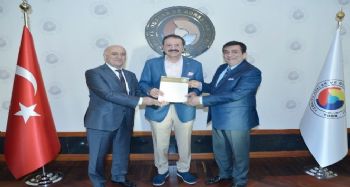 KIZILTAN: "GEMİ BATARSA HEPİMİZ BOĞULURUZ"