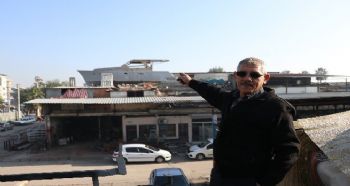 DAMDAKİ LÜKS YATI GÖREN DÖNÜP BİR DAHA BAKIYOR