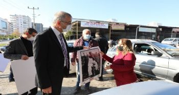 Tarhan, küçük sanayi iş kolundaki atölyelerin de yeni sanayi sitesine taşınması çağrısı yaptı