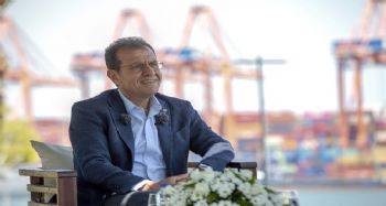 Seçer: "100 bin gıda kolisi dağıttık"