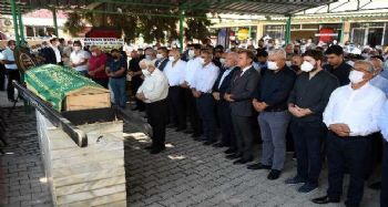 Mersin Büyükşehir Belediye Başkanı Seçer'in acı günü