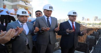 MEZİTLİ AKABE CAMİSİ İÇİN TEMEL ATMA TÖRENİ YAPILDI