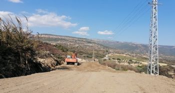 Heyelandan zarar gören yol ulaşıma açıldı
