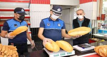 Toroslar zabıtası fırınlarda gramaj ve hijyen denetimi yaptı