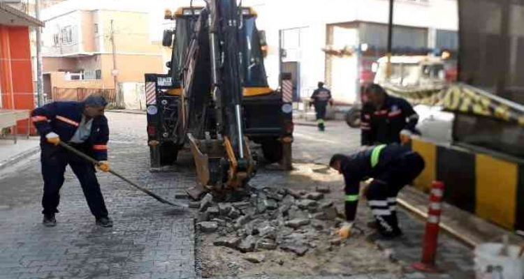 Akdeniz'de sokaklar asfalt ve kilit taşı ile yenileniyor