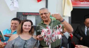 Bir ekmek parasına öğrenci okutuyorlar