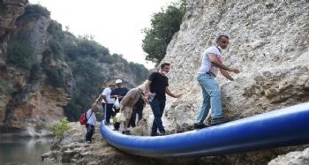 Tarsus'ta doğa yürüyüşü ilgi gördü