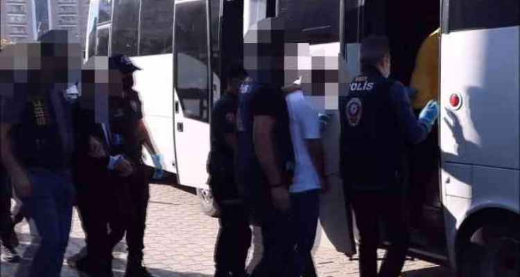 Mersin merkezli 3 ilde dolandırıcılara şafak operasyonu: 7 gözaltı