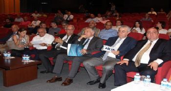YÜKSEK NAVLUN FİYATLARI İHRACATÇIYI VURDU