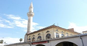 Küçük Minare Camii ibadete geçici olarak ara verdi