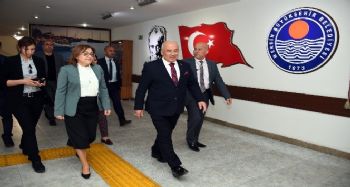 FATMA ŞAHİN, BAŞKAN KOCAMAZ’I ZİYARET ETTİ