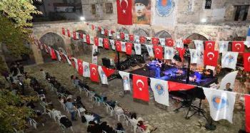 Mut'taki tarihi Taşhan'da klasik müzik konseri
