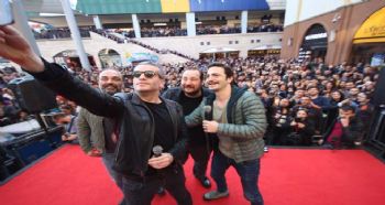 ÇALGI ÇENGİ’NİN FORUM MERSİN GALASINDA KAHKAHA TUFANI