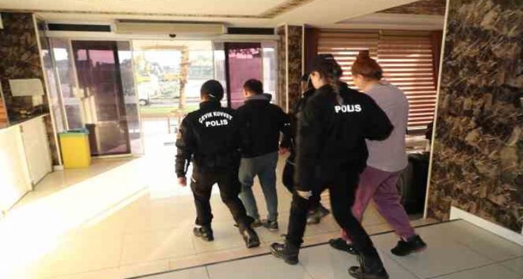 Mersin'de fuhuş operasyonu: 2'si ev hapsi, toplam 13 tutuklu