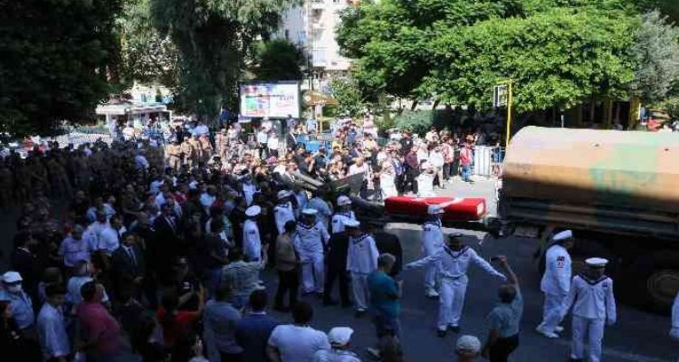 Mersinli şehit son yolculuğuna uğurlandı