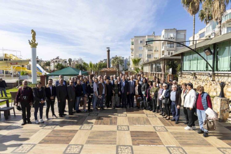 Başkan Seçer: "Mersin Büyükşehir örnek belediyelerden biridir”