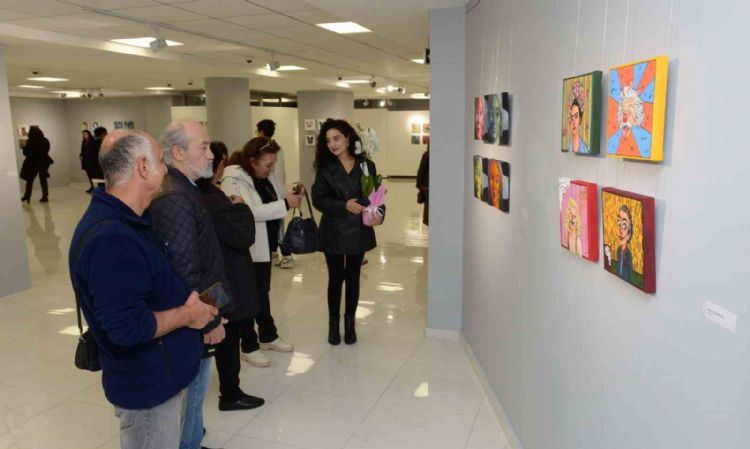 Yenişehir Belediyesi ‘Minipaint-3’ sergisini açtı