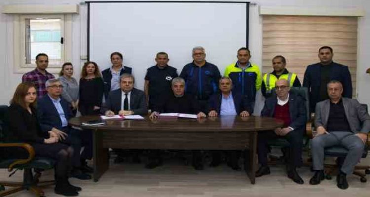 Mersin Büyükşehir Belediyesinde toplu iş sözleşmesi sevinci