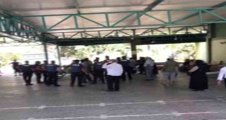 Mezarlıkta cenazede kavga: 6 kişi silah ve bıçakla yaralandı