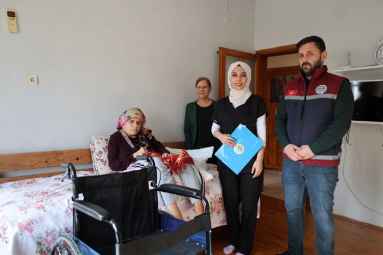 Toroslar Belediyesi Özel Gereksinimli Bireylerin Her Zaman Yanında