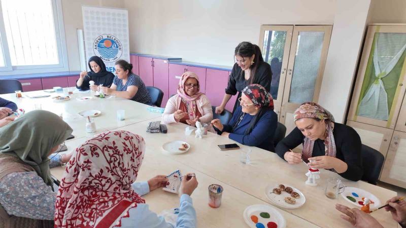 Akdeniz’de kadınlara yönelik 'Sevgi Sanatı’ atölyesi