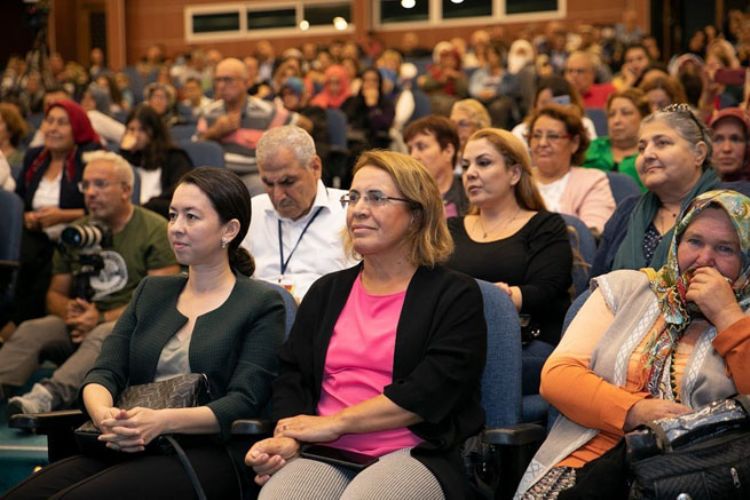 CHP'Lİ KÖSE EMEKÇİLERLE BİR ARAYA GELDİ: TÜRKİYE KADINLARLA YENİDEN TARIM CENNETİ OLACAK!