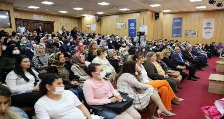 Akdeniz'de ‘Sağlıklı Gebelik, Mutlu Annelik' eğitimi