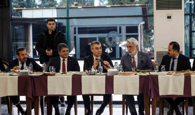 Vali Toros: Mersin, potansiyeli ve gücüyle çok kıymetli bir şehir