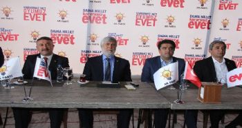AK PARTİ MİLLETVEKİLLERİ, MERSİN BASININA ANAYASA DEĞİŞİKLİĞİ PAKETİNİ ANLATTI