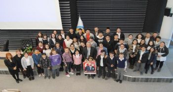 Başkan Tarhan, ortaokul öğrencileriyle buluştu